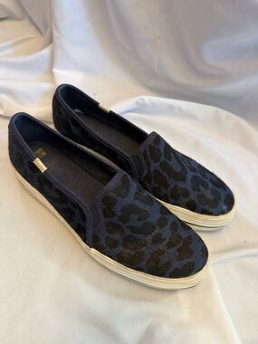 Slip-On Leopard Print Canvas Sneakers - Navy/Black